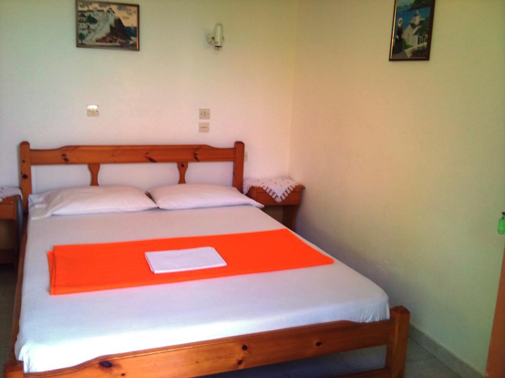 Kyriaki Hotel Skopelos Town Room photo