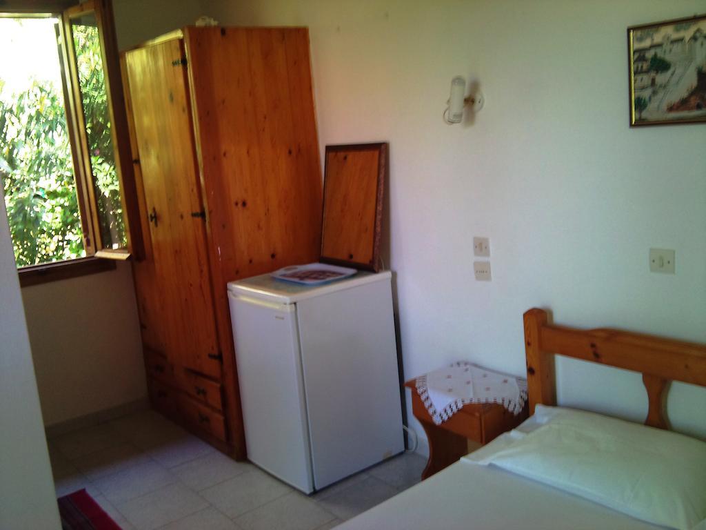 Kyriaki Hotel Skopelos Town Room photo