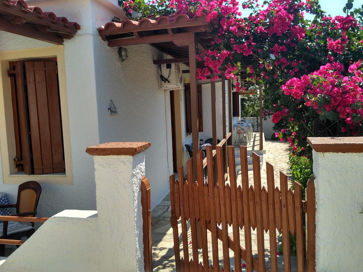Kyriaki Hotel Skopelos Town Exterior photo