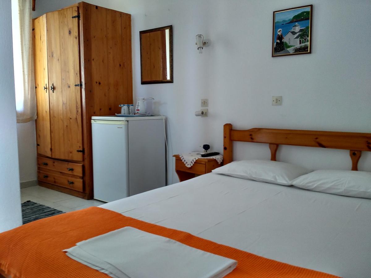 Kyriaki Hotel Skopelos Town Exterior photo