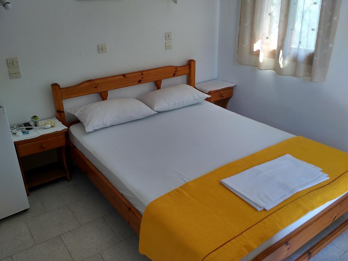 Kyriaki Hotel Skopelos Town Exterior photo
